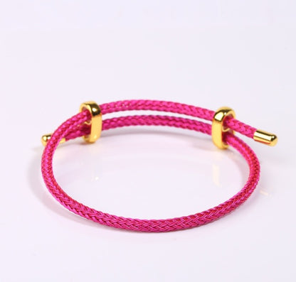 Elegantes Twist-Armband mit Goldfarbenem Design – Stilvolles Accessoire für jeden Anlass