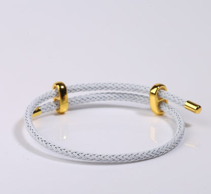 Elegantes Twist-Armband mit Goldfarbenem Design – Stilvolles Accessoire für jeden Anlass