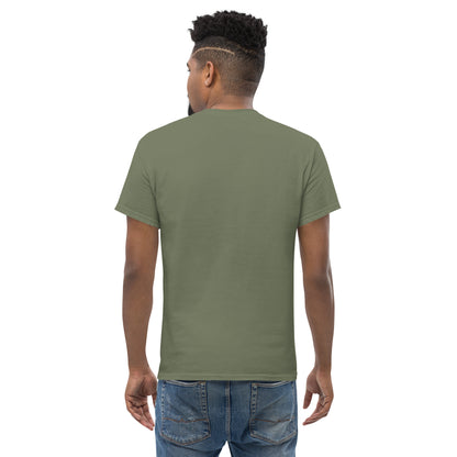ICH HABE ERFOLG IN DEM WAS ICH TUE BESONDERS IM NICHTSTUN Klassisches T-Shirt